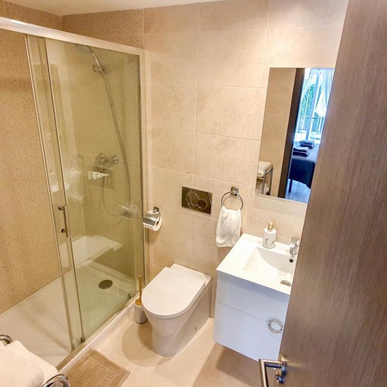 Nova Beach Apartment 41 - Two-Bedroom Apartment - 11