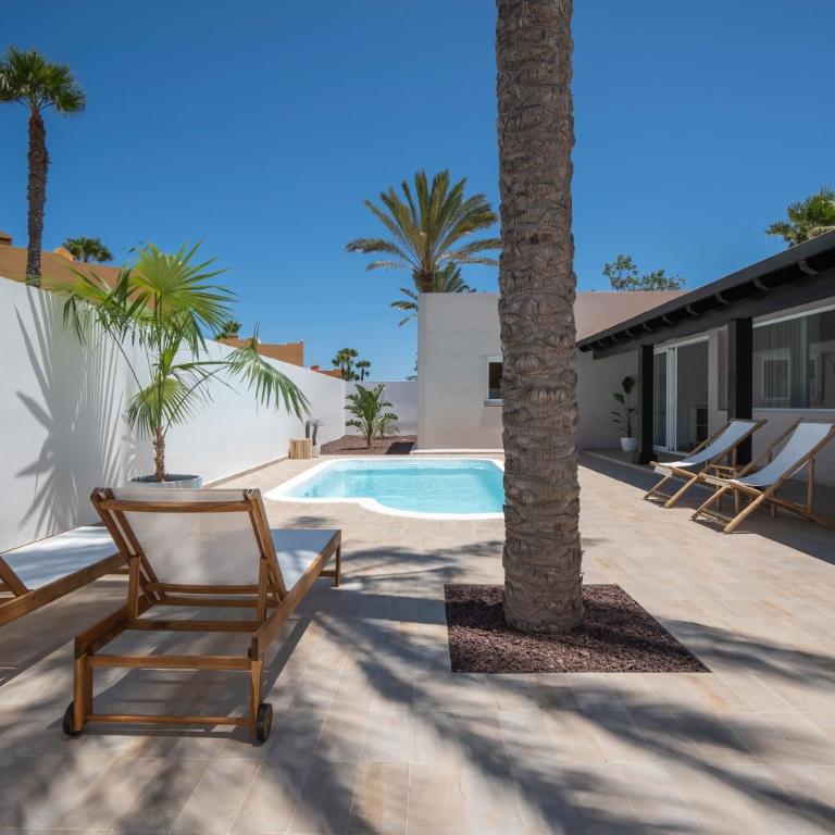 Villa Tropico - Design Home with Pool in Corralejo - by LUNA - Villa de 3 dormitorios - 56