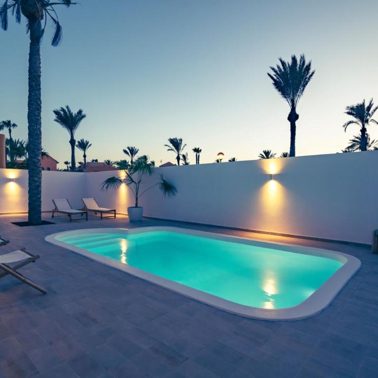 Villa Tropico - Design Home with Pool in Corralejo - by LUNA - Villa de 3 dormitorios - 77