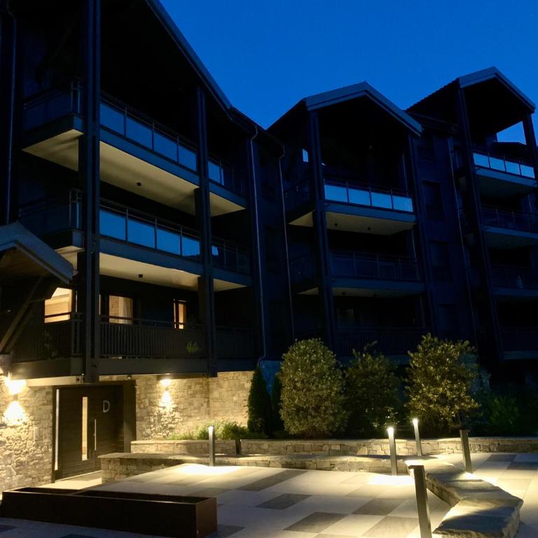 Le chalet sous-toiture Nánshān : spacieux, lumineux et idéalement situé à Auron - Appartement - 57