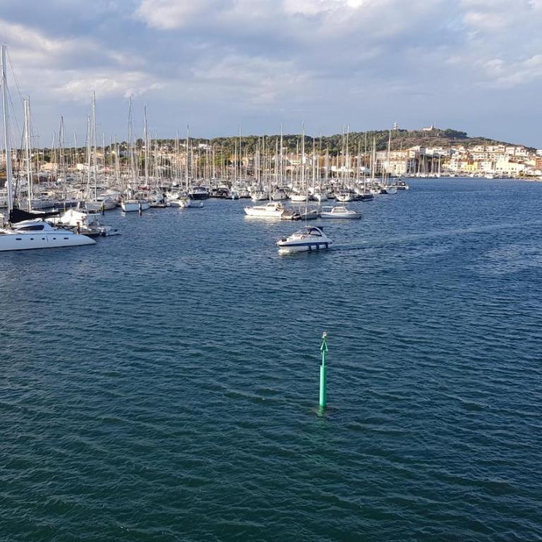 Superbe vue mer T3 70 m2 standing Cap d'Agde 6 pers 2 chambres - Appartement 2 Chambres - 3