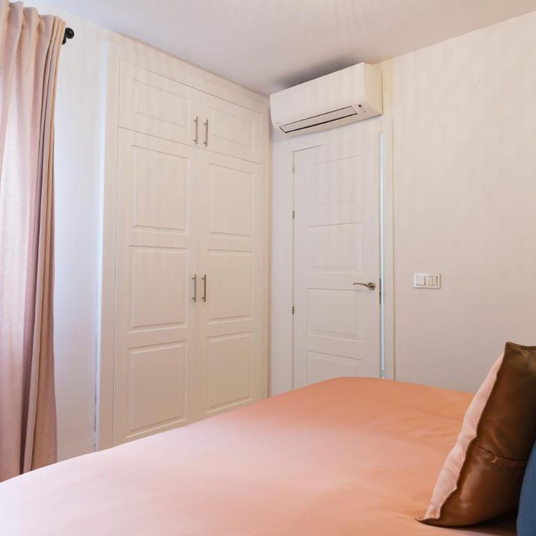 Málaga Centro II: Central and bright apartment with balconies - Apartamento de 3 dormitorios - 7