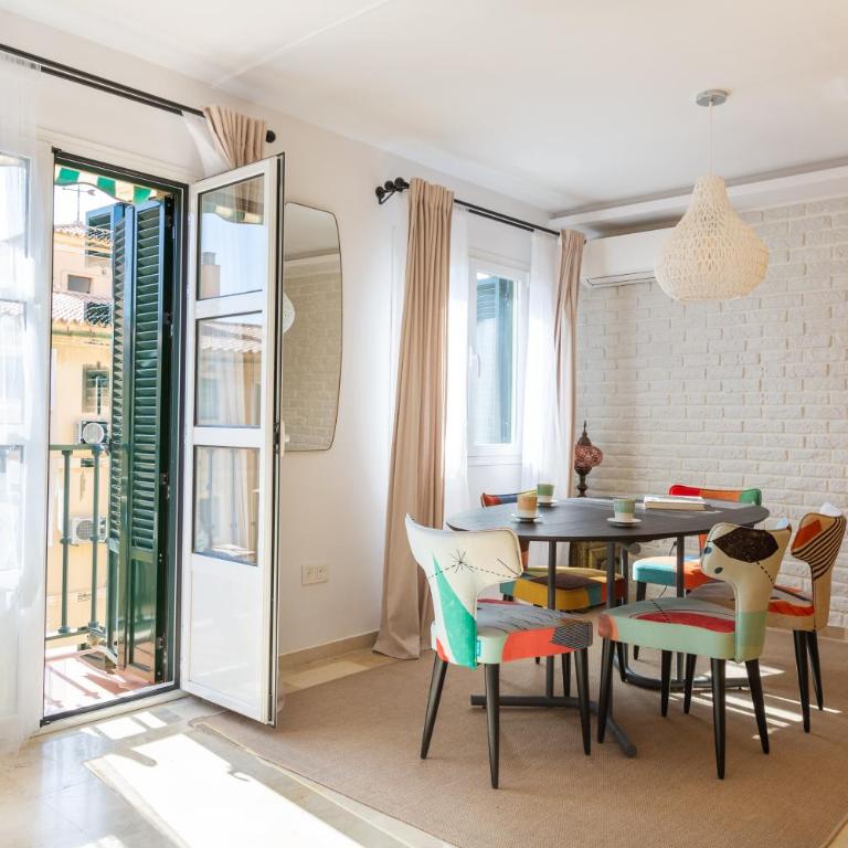 Málaga Centro II: Central and bright apartment with balconies - Apartamento de 3 dormitorios - 15