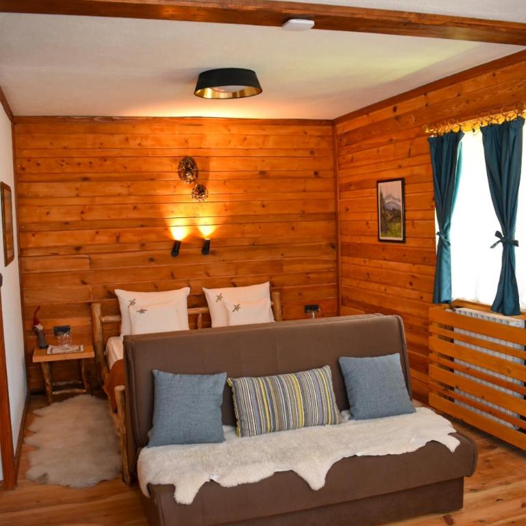 Hotel Rajska Vrata - Family Room with Mountain View - 20