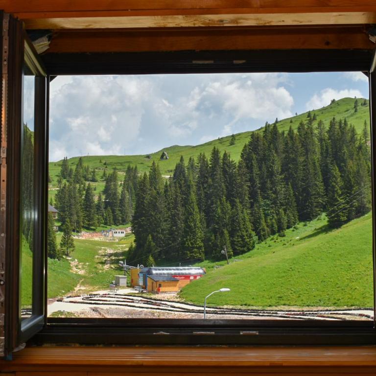 Hotel Rajska Vrata - Family Room with Mountain View - 28
