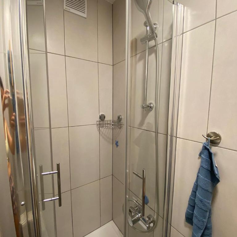 Moderne Apt mit 2 Balkonen, Self check-in, Parking - Appartamento con 2 Camere da Letto - 23