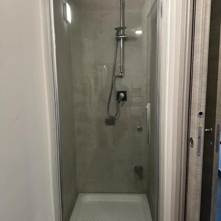 IL GIARDINETTO DI ELELU' Private Garage - Appartamento con 2 Camere da Letto - 14