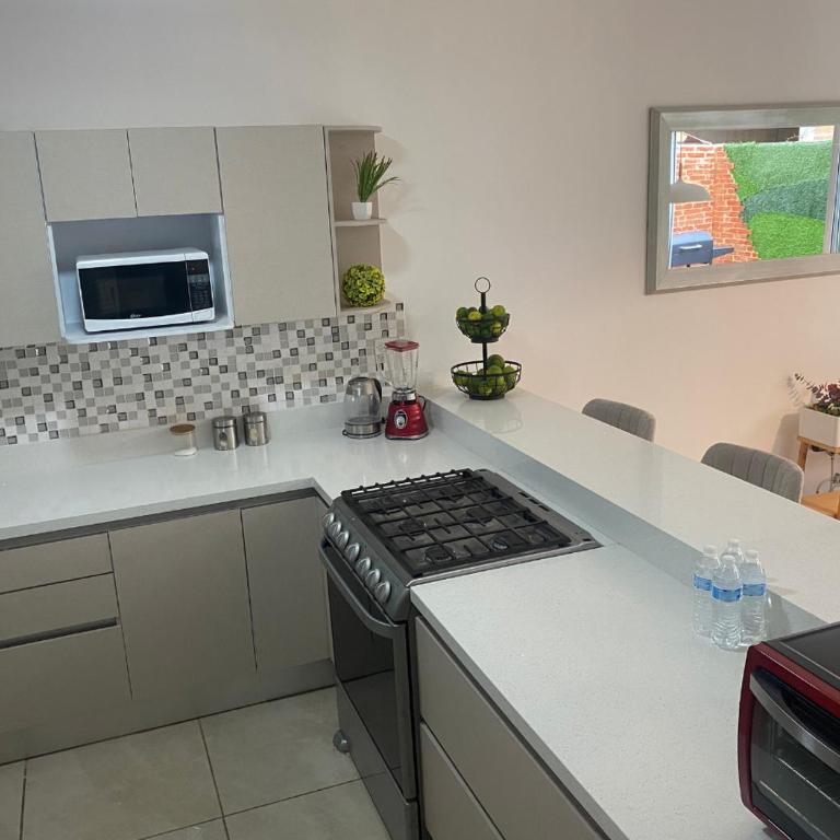 Casa en condominio privado, Alberca, terraza a 10 min de Playa Marlin - Three-Bedroom House - 7