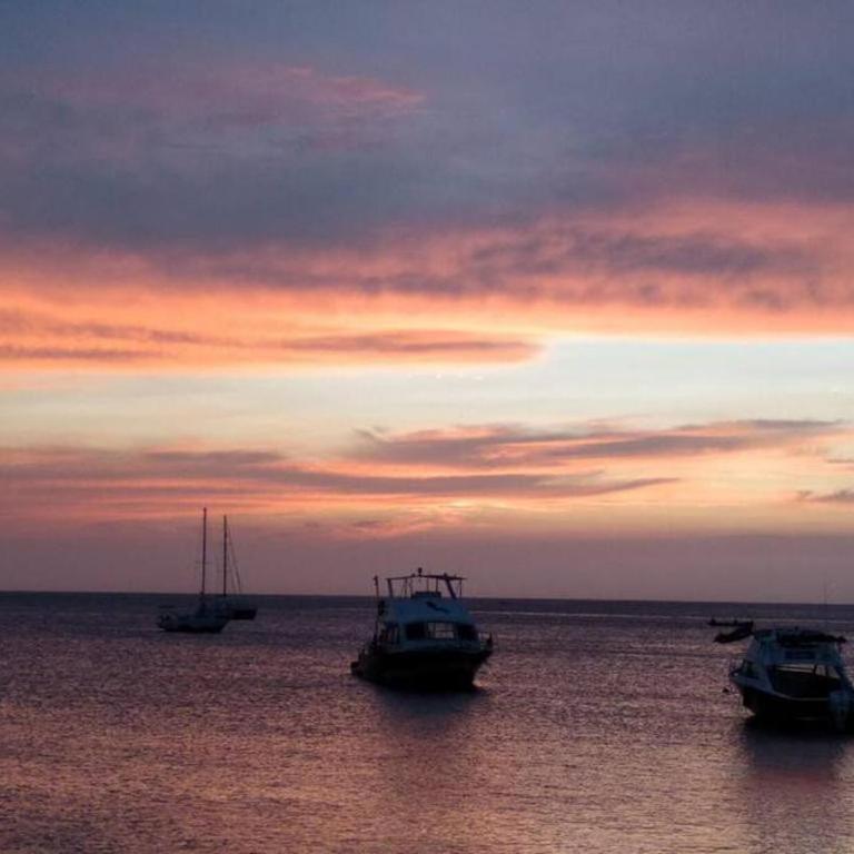 Caribbean House, W/Pool, 5 minutes to the beach - Casa de 2 dormitorios - 8