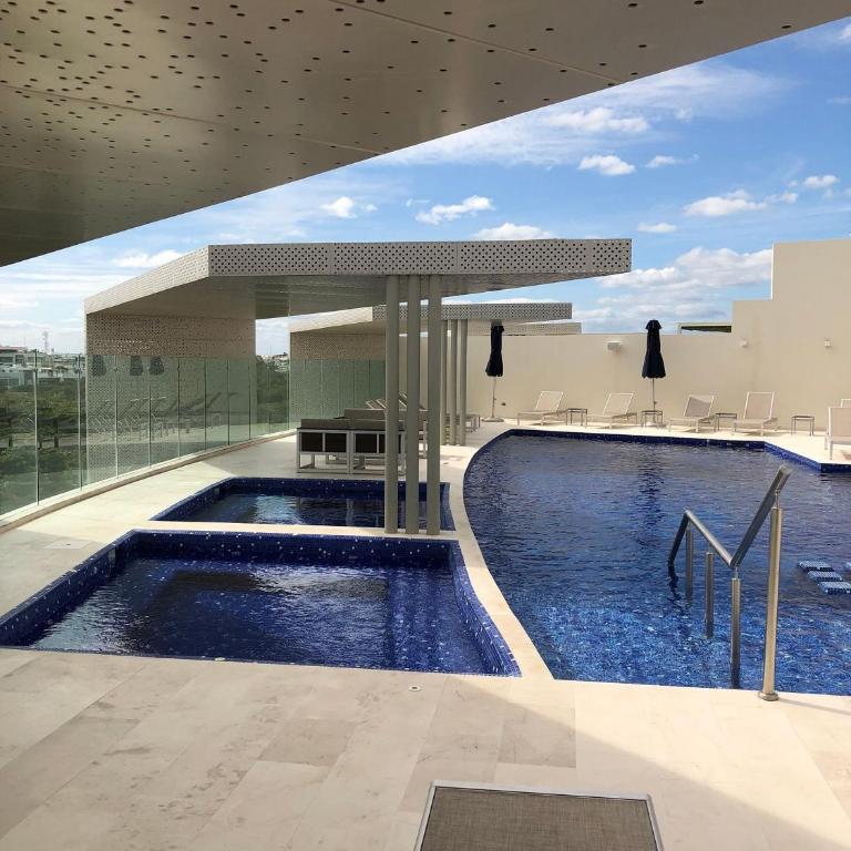Luxury Private Room in Miranda Condominium - Comfort Quadruple Room - 13