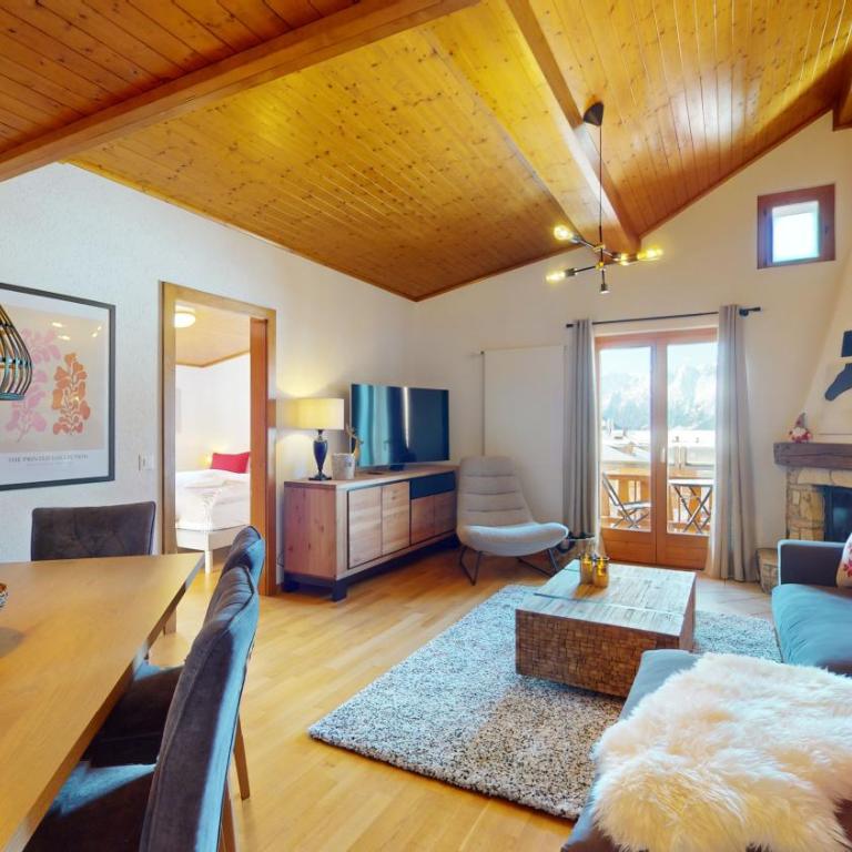 No 8 Bed & Bar - Appartement 3 Chambres - 12