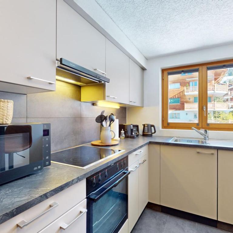 No 8 Bed & Bar - Appartement 3 Chambres - 23
