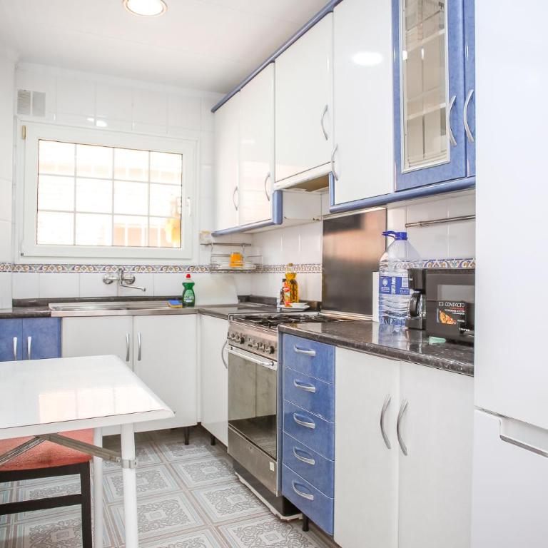 Design Modernist Apartment - Apartamento - 12