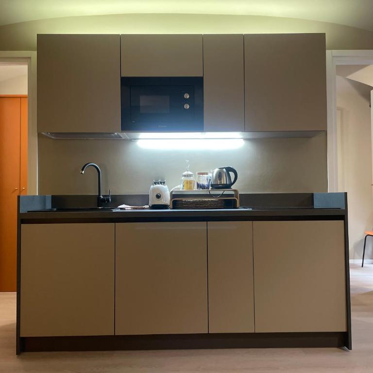 Quadrilatero , 2BR , Parking in Centro - Two-Bedroom Apartment - 13