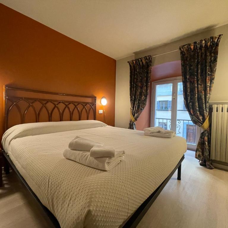 Quadrilatero , 2BR , Parking in Centro - Two-Bedroom Apartment - 24