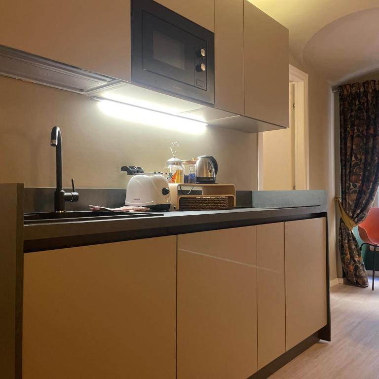 Quadrilatero , 2BR , Parking in Centro - Two-Bedroom Apartment - 6