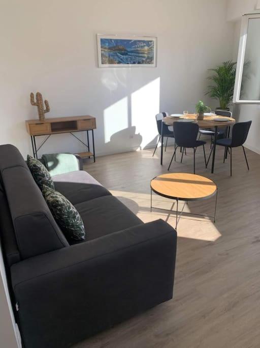 Duplex au cœur du village de Cassis - Appartement 1 Chambre - 12