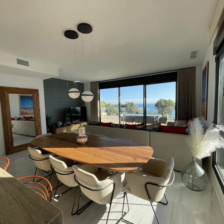 Luxury Sea View Penthouse by United Renters - Apartment with Sea View - 18
