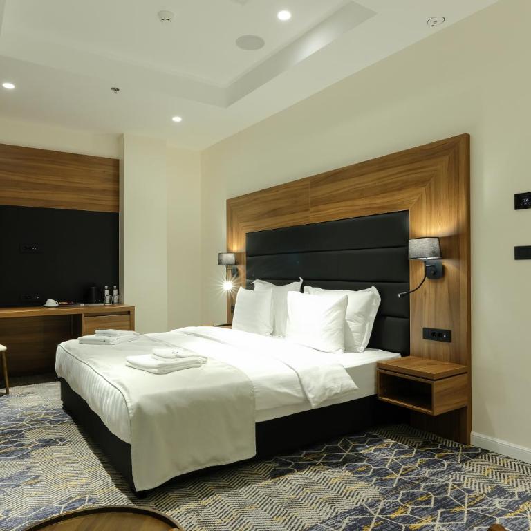 Hotel Vema - Deluks Dvokrevetna Soba sa Bračnim Krevetom - 9