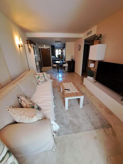 Olivia Sunny 2 bedroom Apartament Punta Prima - Two-Bedroom Apartment - 13