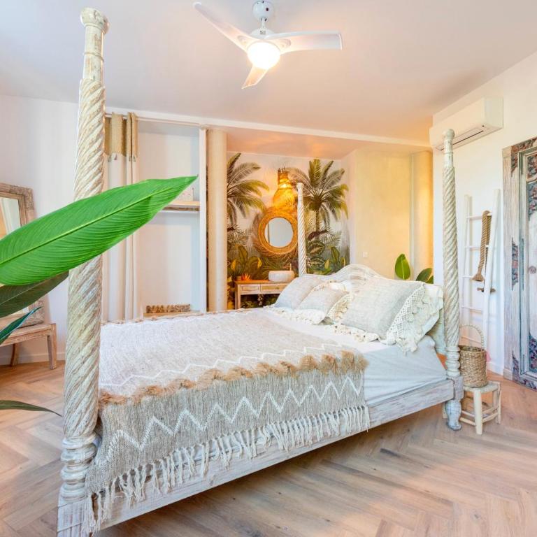 VILLA au Cap Brun, 4 belles chambres, Piscine - Deluxe Suite mit Kingsize-Bett - 3