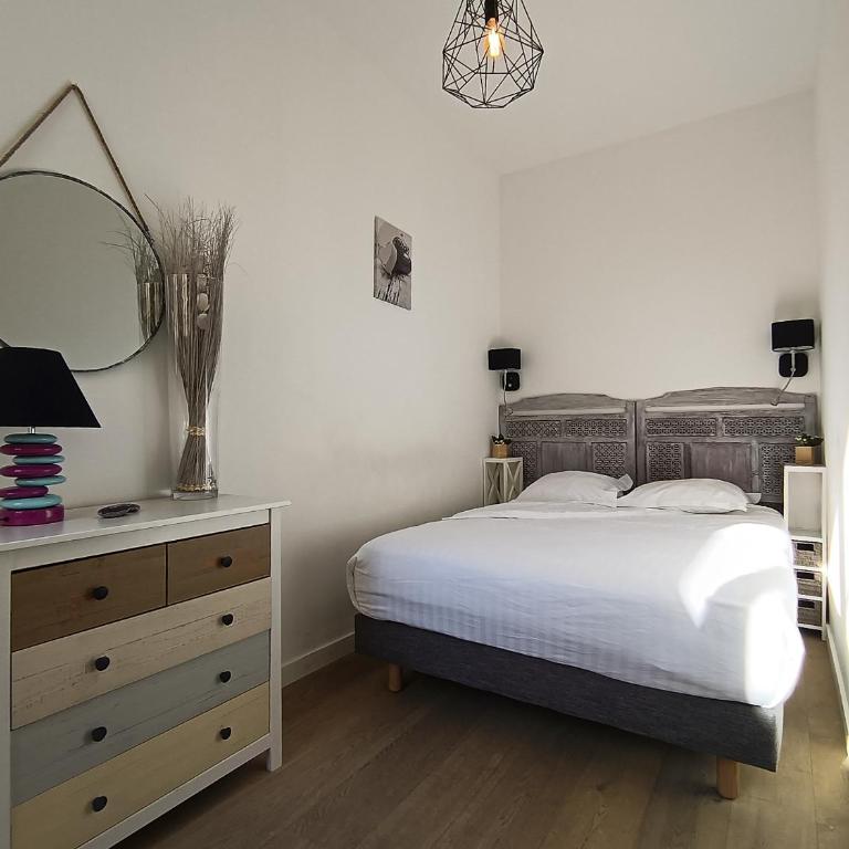 Superbe 2 pièces Carré d’or avec grande Terrasse - Appartement 1 Chambre - 5
