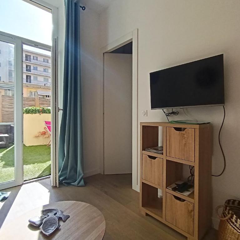 Superbe 2 pièces Carré d’or avec grande Terrasse - Appartement 1 Chambre - 10