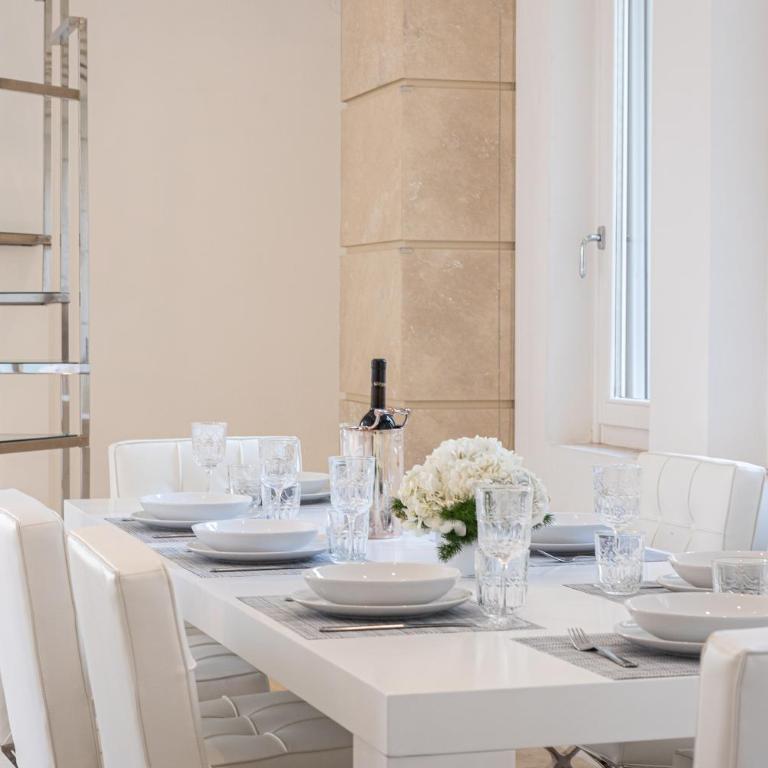 Amazing Piazza Venezia with Jacuzzi and terrace - Appartamento con 2 Camere da Letto - 52