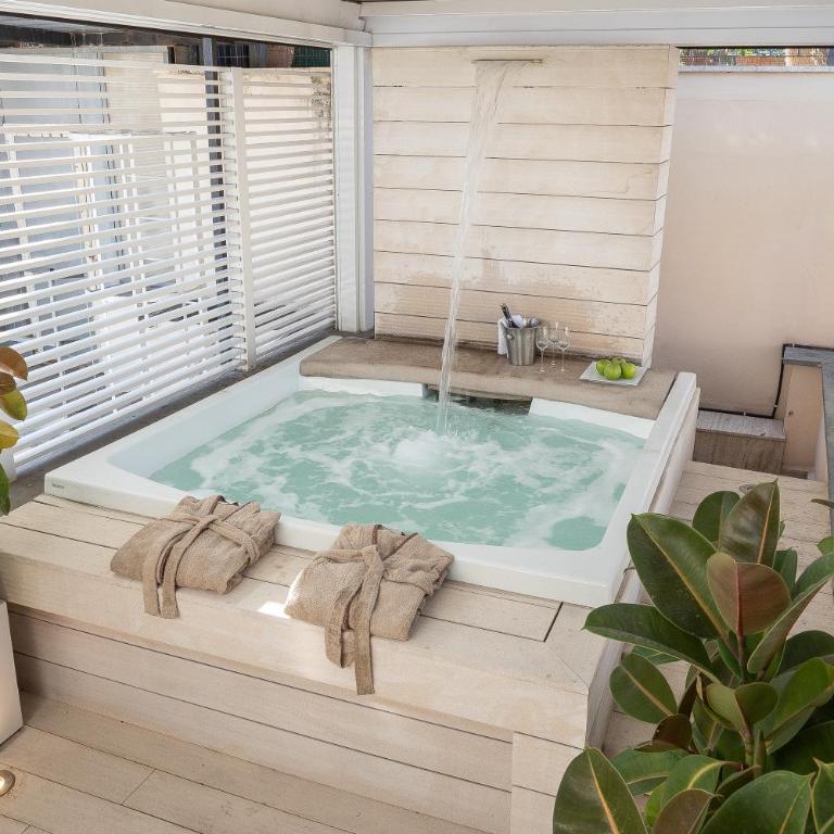 Amazing Piazza Venezia with Jacuzzi and terrace - Appartamento con 2 Camere da Letto - 4