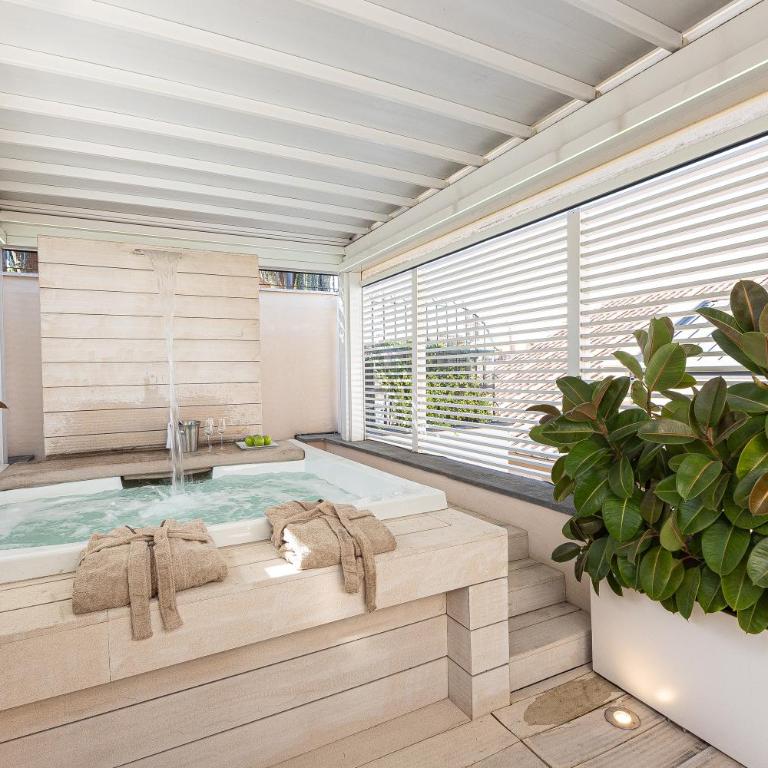 Amazing Piazza Venezia with Jacuzzi and terrace - Appartamento con 2 Camere da Letto - 20