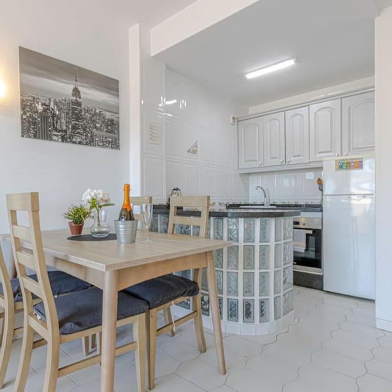 Apt BenalBeach Sunny with sea views - One-Bedroom Apartment - 6