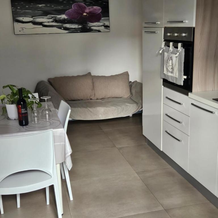 Nicolhouse - One-Bedroom Apartment - 5