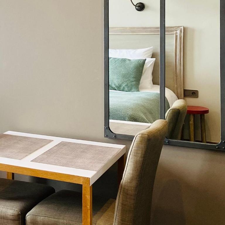 CamParis - B&B - Chambre d'hôtes - Double or Twin Room with Garden View - 3