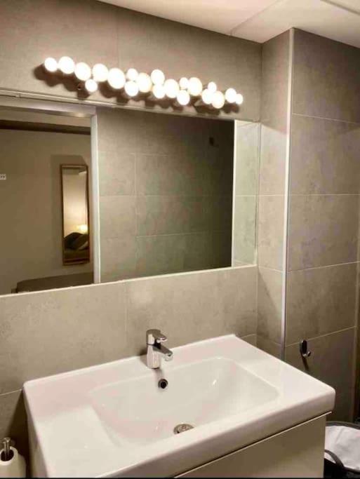 APARTAMENTO EXCLUSIVO EN EL CASCO HISTORICO - Apartamento de 1 dormitorio - 24