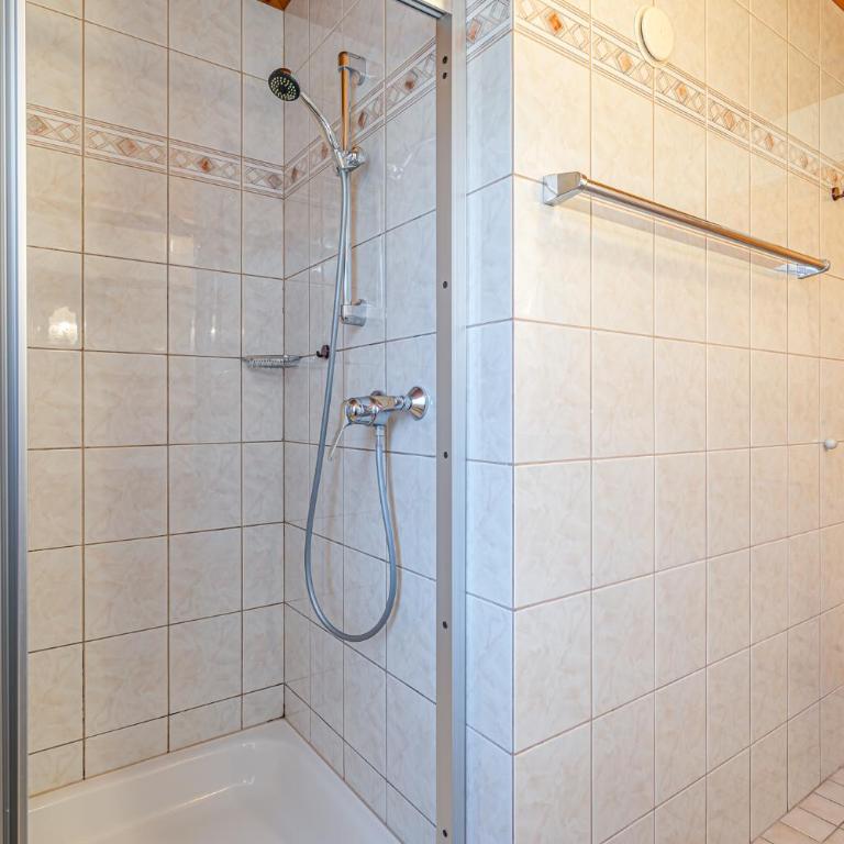 Appartements Spitzegel - Apartment mit 2 Schlafzimmern mit Balkon Nr.2 - 8