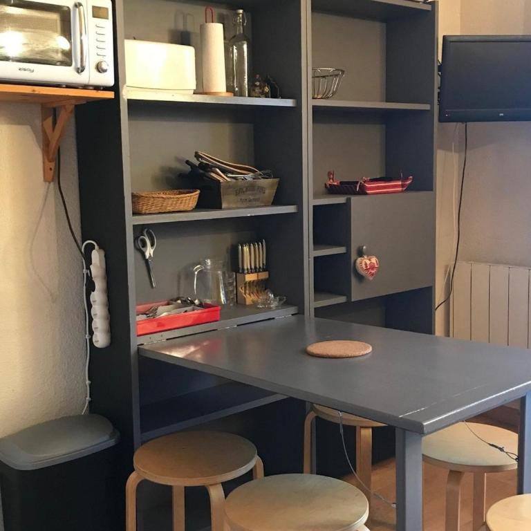 Studio fonctionnel à la montagne, accès pistes, balcon, 4 pers. - Studio - 12