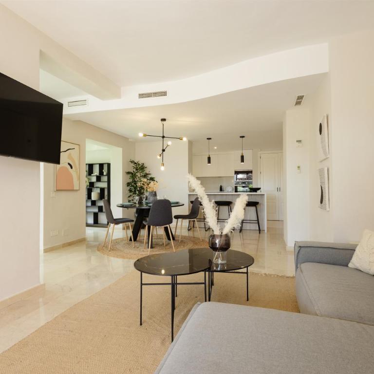 Luxurious frontline golf apartment in Elviria - Apartamento de 2 dormitorios - 26