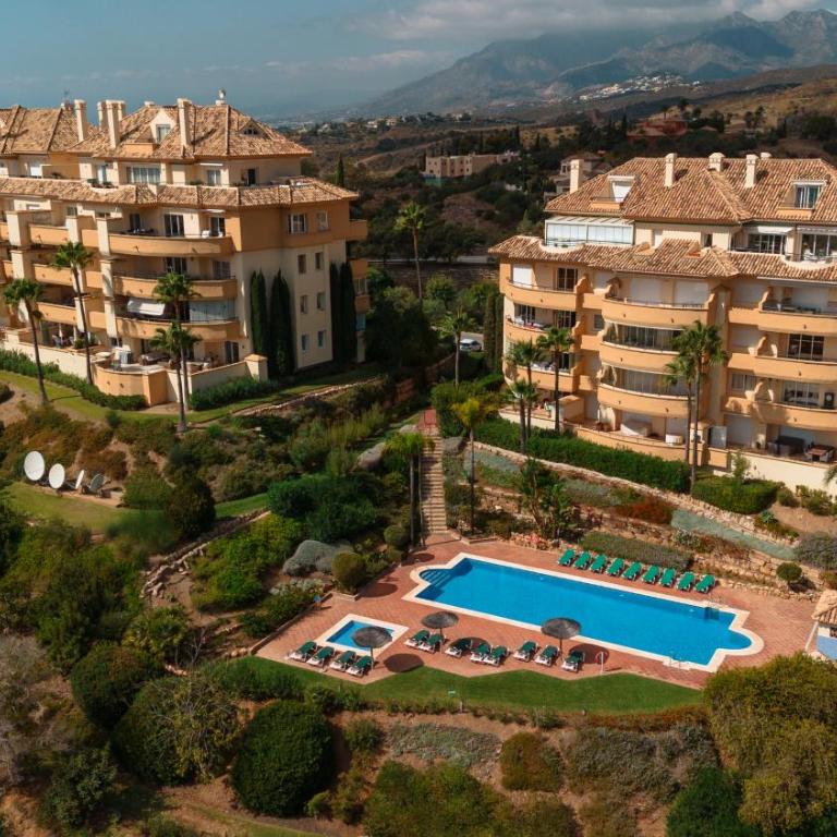 Luxurious frontline golf apartment in Elviria - Apartamento de 2 dormitorios - 20