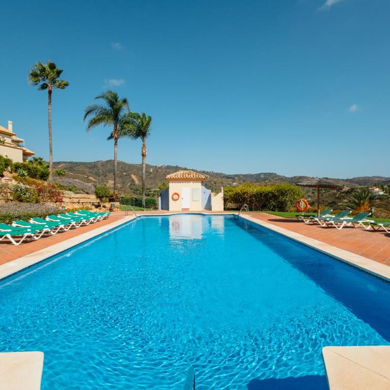 Luxurious frontline golf apartment in Elviria - Apartamento de 2 dormitorios - 14