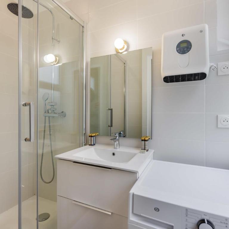 Modern apartment - 2BR-6P - République - Appartement - 14