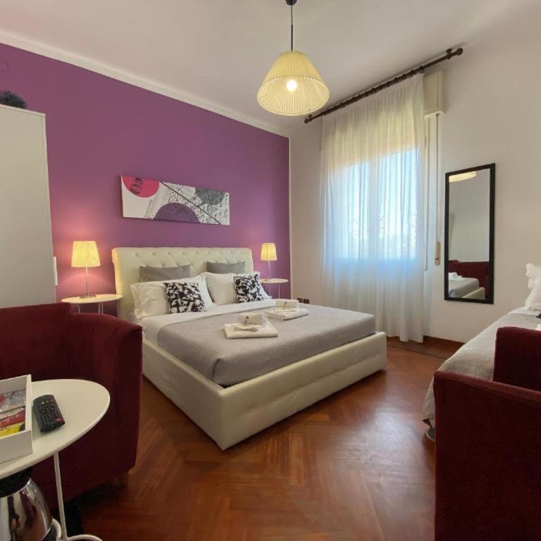 Central Suite Bed&Breakfast - Camera Tripla Standard - 5