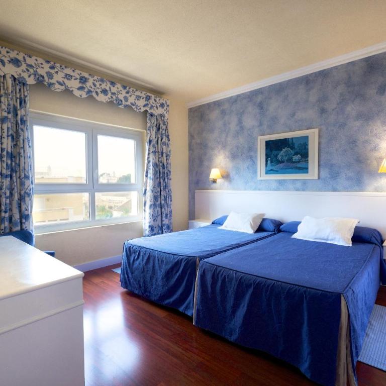 Hotel Guadalquivir - Habitación Doble (1 adulto) - 2 camas - 5