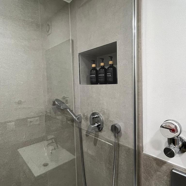 Wohnung in Augsburg Innenstadt -Tiefgarage - One-Bedroom Apartment - 16