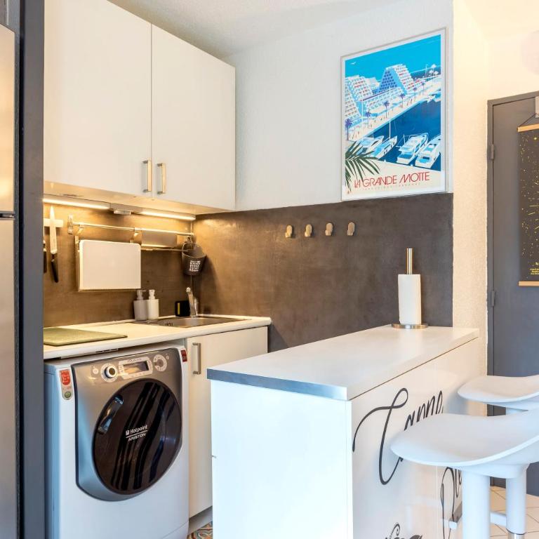 Chez Claude & Isabelle - Joli studio cabine climatisé avec parking et piscine - One-Bedroom Apartment - 21