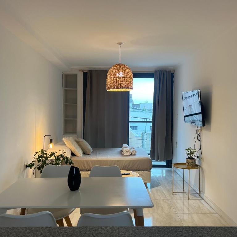 Céntrico mono ambiente completo y amplio - One-Bedroom Apartment - 5
