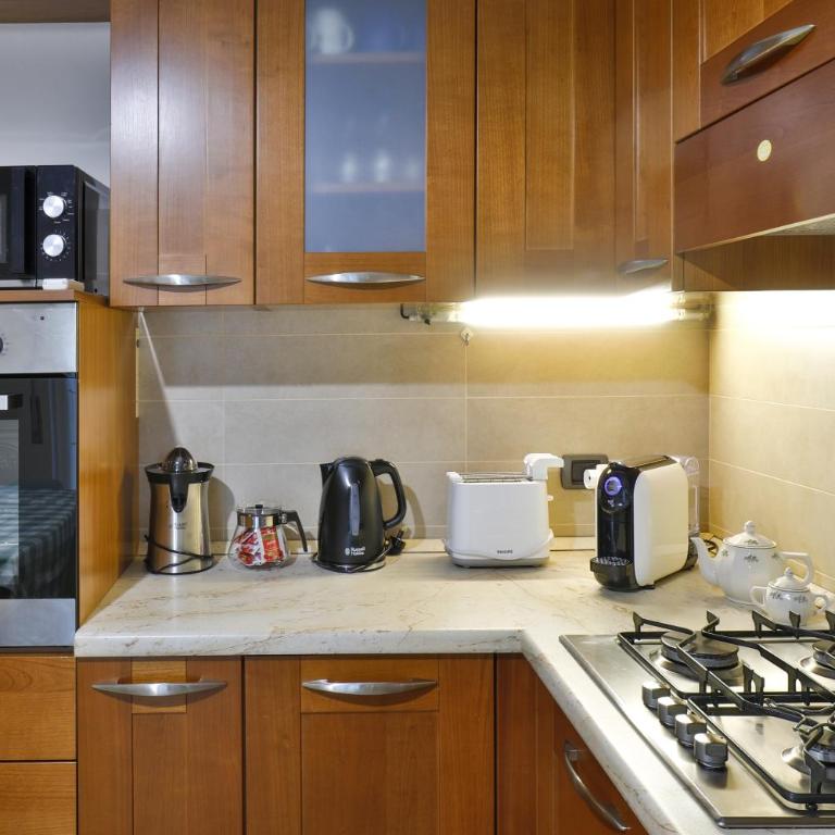 DANTE SUITE - Two-Bedroom Apartment - 23
