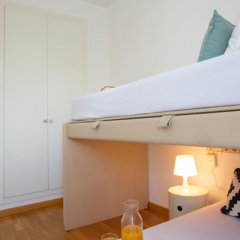 SingularStays Palacio de Congresos - Three-Bedroom Apartment - 17