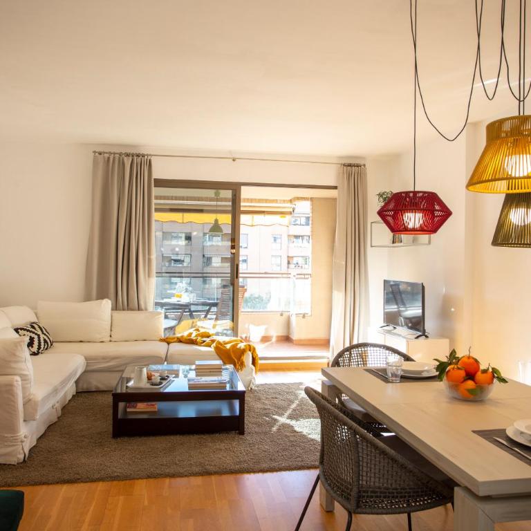 SingularStays Palacio de Congresos - Three-Bedroom Apartment - 33
