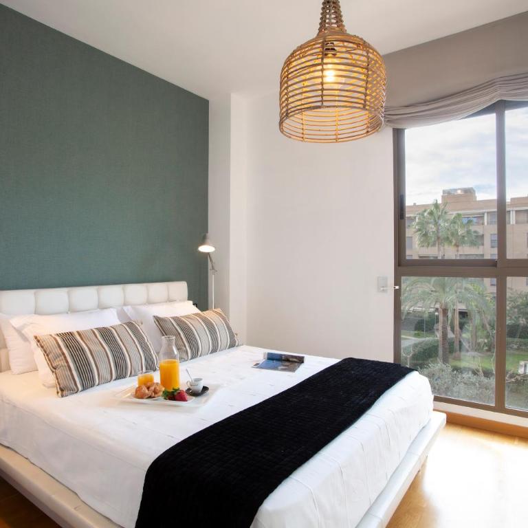 SingularStays Palacio de Congresos - Three-Bedroom Apartment - 40