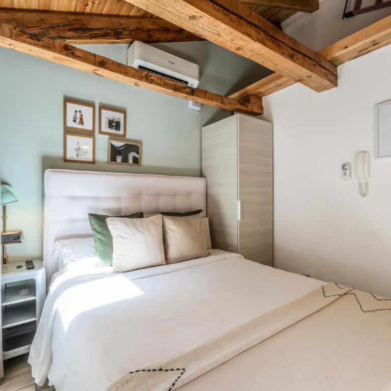 Apartamento Plaza de España - Estudio Superior - 1